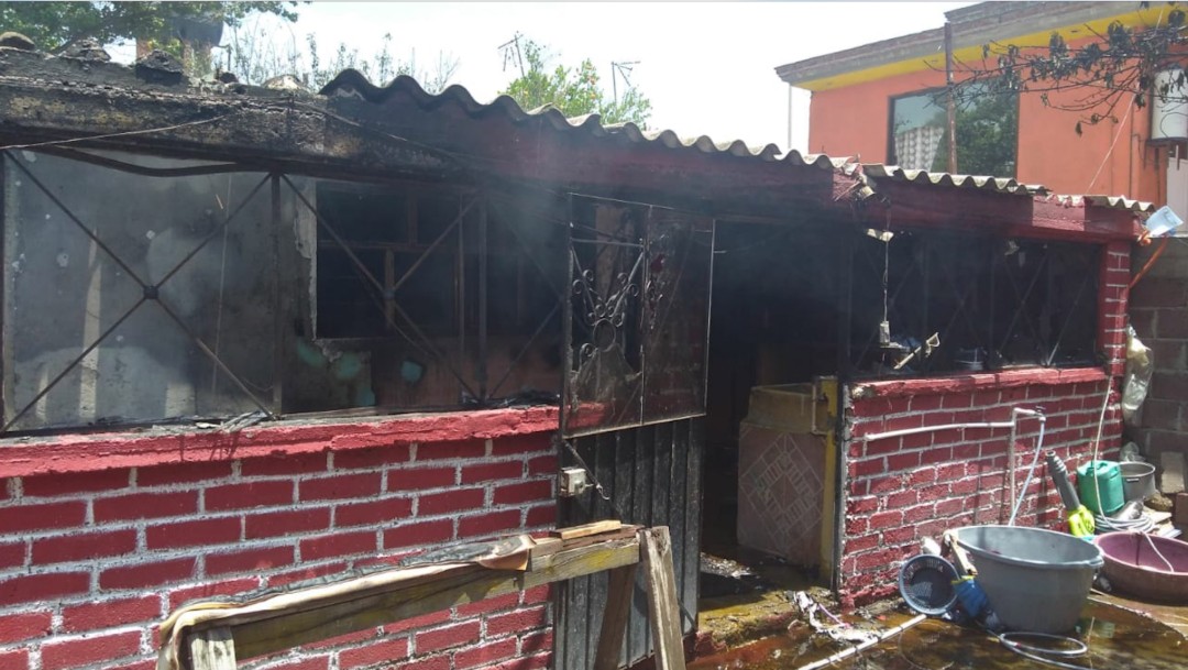 Aumenta a dos la cifra de muertos tras explosión en un predio clandestino de Tultepec