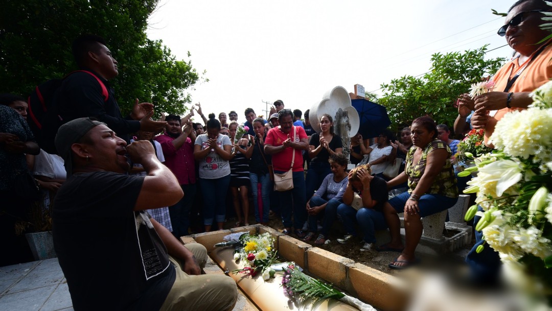 Investigan a dos hombres presuntamente relacionados con masacre en Coatzacoalcos