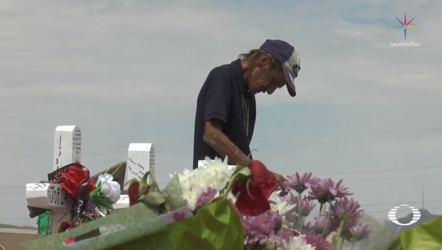 Viudo de víctima del tiroteo en El Paso pide que lo acompañen al funeral