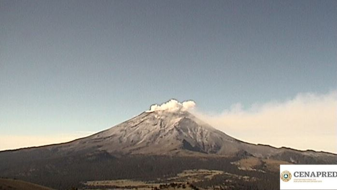 Foto: El volcán Popocatépetl registra emisión de gases volcánicos y ceniza que se dispersan al oeste, 30 agosto 2019