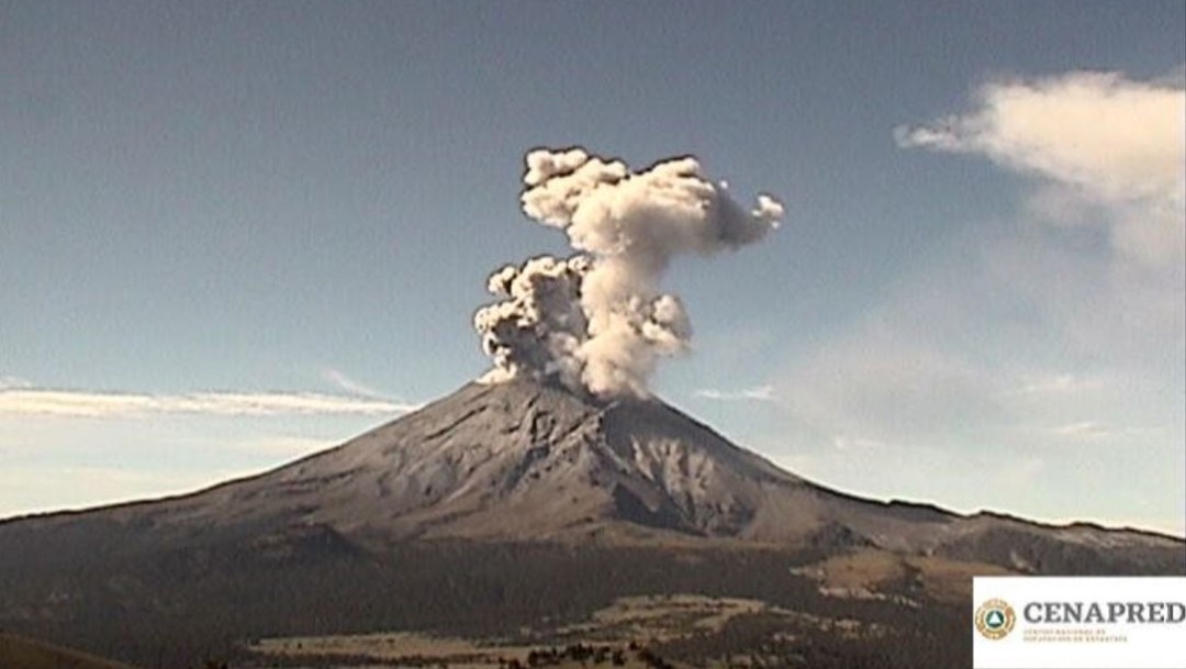 Volcán Popocatépetl suma 135 exhalaciones en las últimas 24 horas