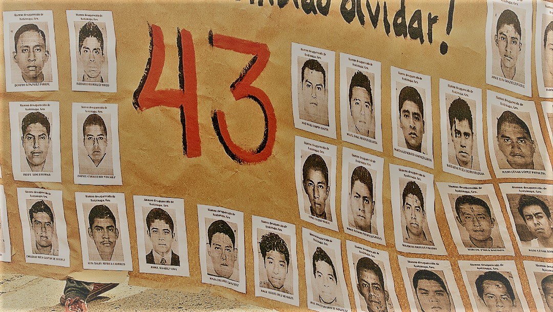 Fotos y videos: Marcha por los cinco años del caso Ayotzinapa