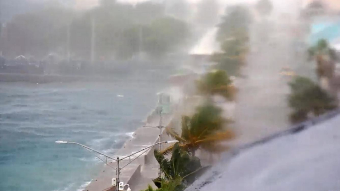 Foto: Grandes inundaciones se registran en el noroeste de Bahamas por la llegada del huracán 'Dorian', 1 septiembre 2019