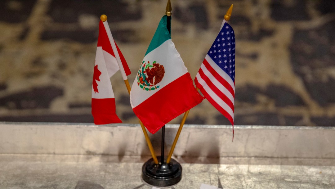 Foto: Banderas de México, EU y Canadá, 21 de febrero de 2019