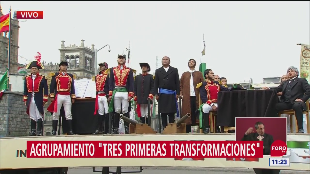 FOTO: Carros alegóricos representan las cuatro transformaciones de México en desfile militar, 16 septiembre 2019