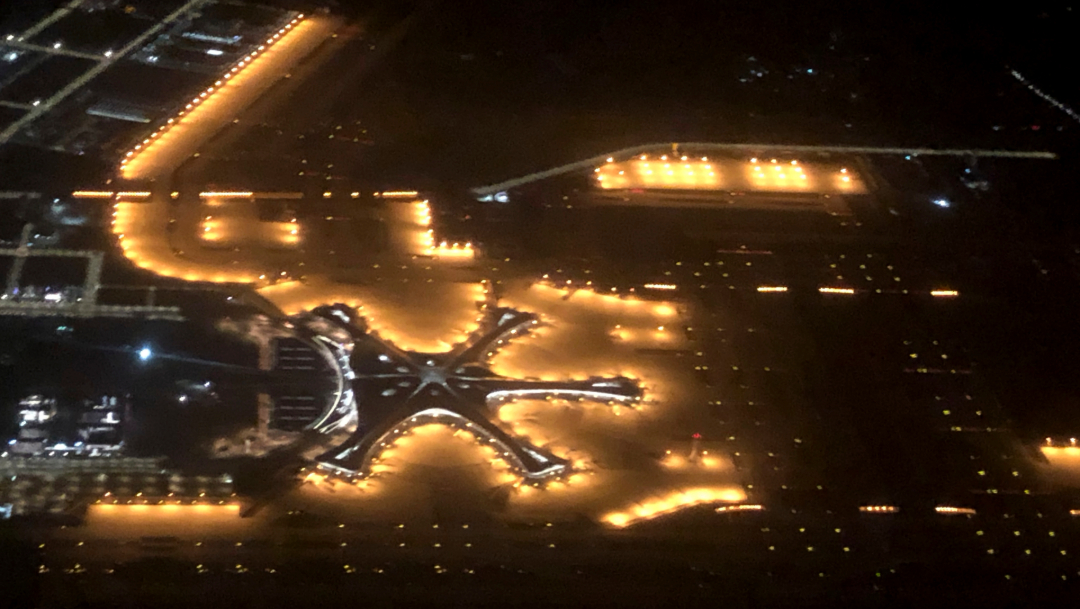 FOTO China opera nuevo aeropuerto en Pekín, de los más grandes del mundo (AP)