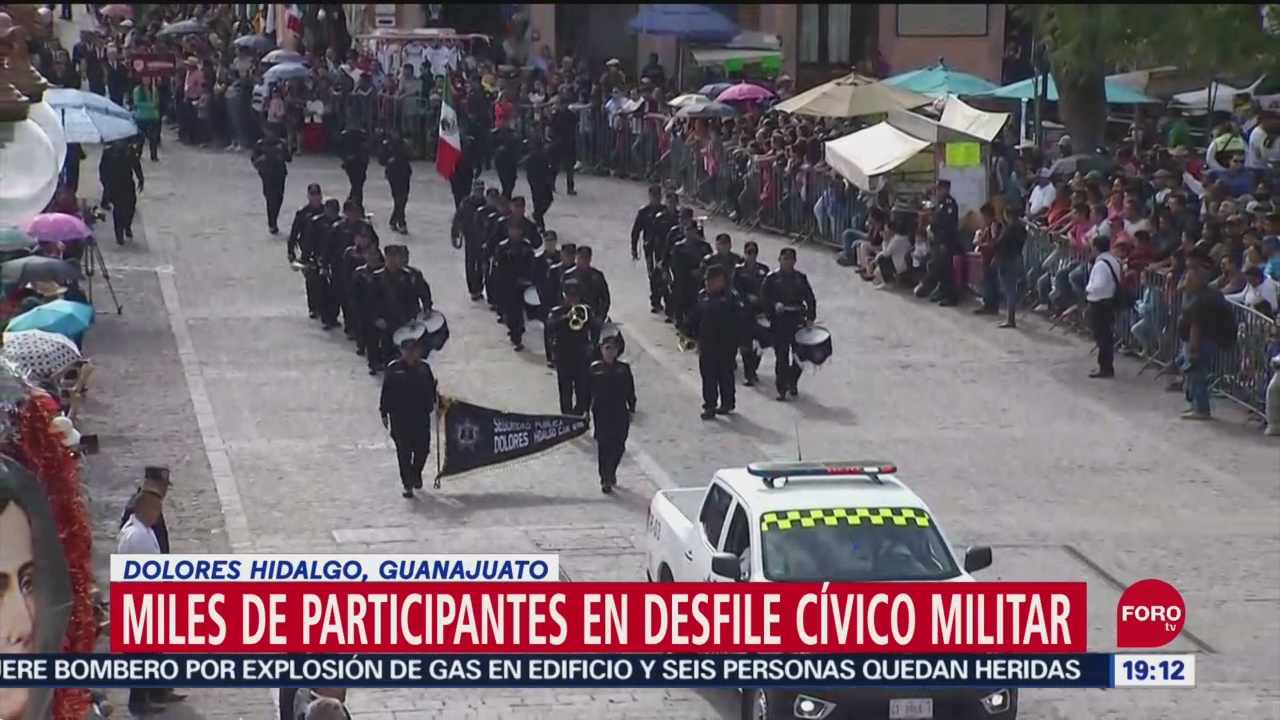 FOTO: Desfilan militares en Dolores Hidalgo, Guanajuato, 16 septiembre 2019