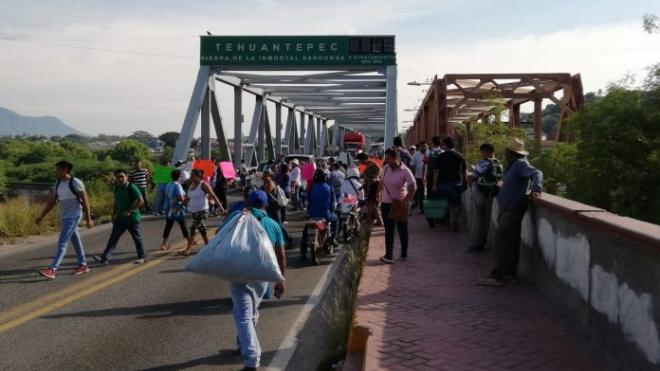 Foto: Los bloqueos afectaron a miles de personas., 20 de septiembre de 2019 (Twitter @NCA_Tuxtepec)