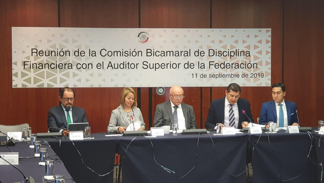 Foto: David Colmenares en la Comisión de Hacienda, 11 de septiembre de 2019 (Twitter @ASF_Mexico)