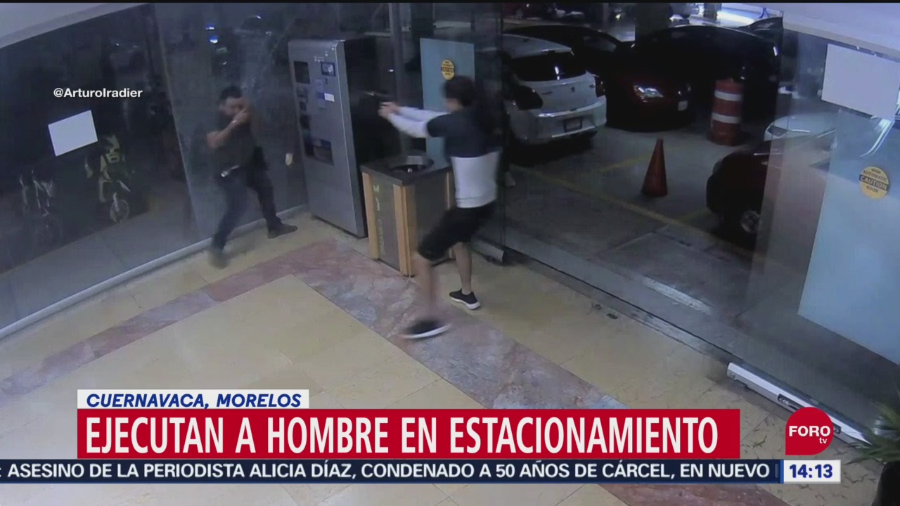 FOTO:Ejecutan a hombre en plaza comercial de Cuernavaca, 27 septiembre 2019