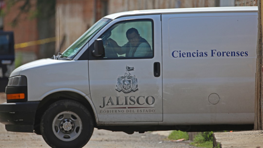 Suman 119 bolsas con cuerpos de 44 personas en Jalisco; aún faltan 194 restos por analizar