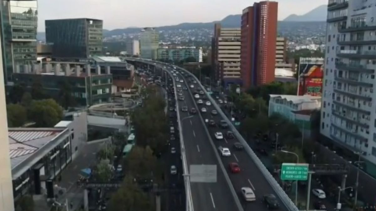 Foto: Toma aérea de la avenida Periférico sur en la Ciudad de México. Noticieros Televisa