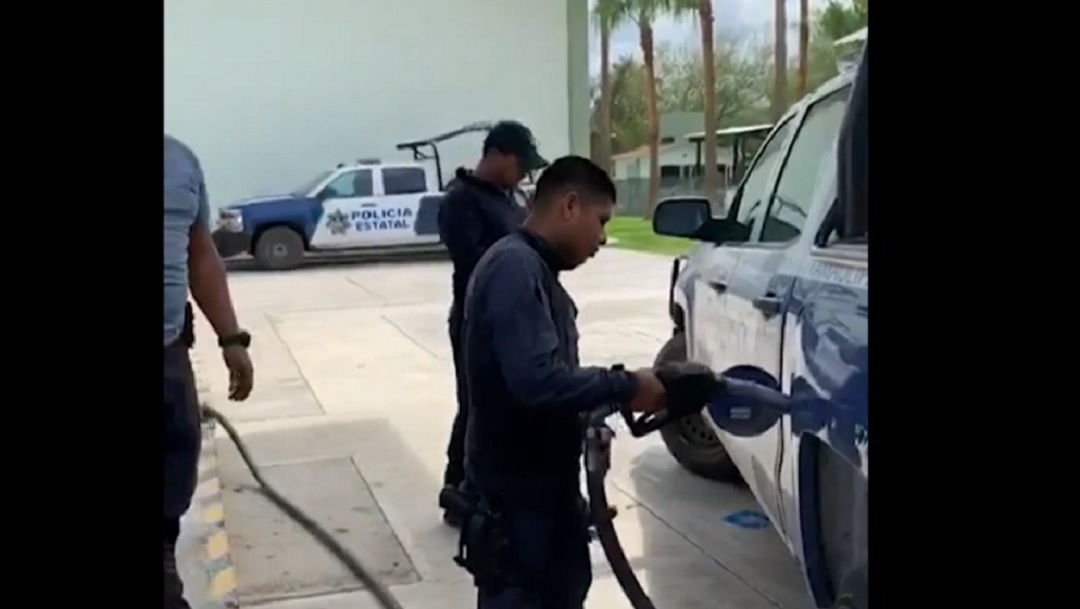 Policías y militares se quedan sin gasolina en Nuevo Laredo por amenazas del CDN