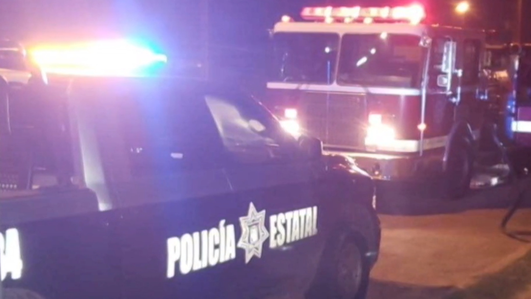 Grupo armado incendia casa con mujer y niños adentro, tras secuestro, en Sonora