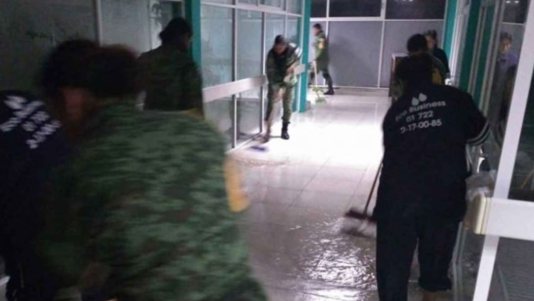 Se inunda Hospital de Ecatepec por fuertes lluvias