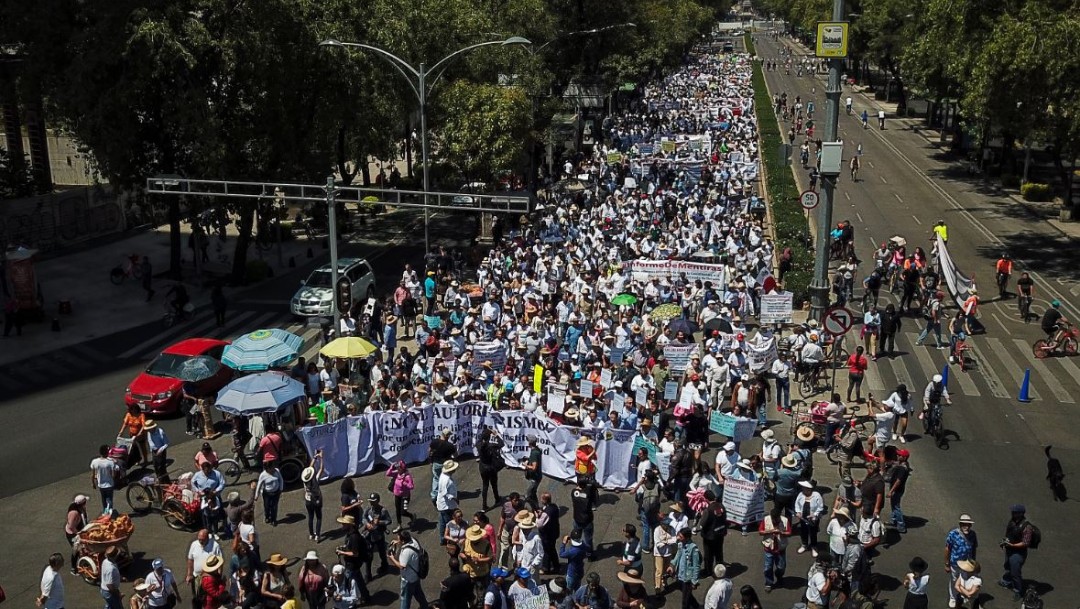 Foto: Alrededor de dos mil personas marcharon del Ángel de la Independencia al Monumento a la Revolución, en contra del gobierno de Andrés Manuel López Obrador, el 1 de septiembre de 2019 (Isaac Esquivel /Cuartoscuro.com) 