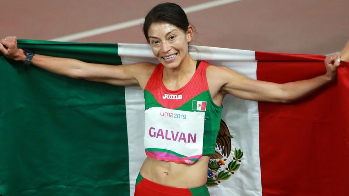 Medallista Laura Galván