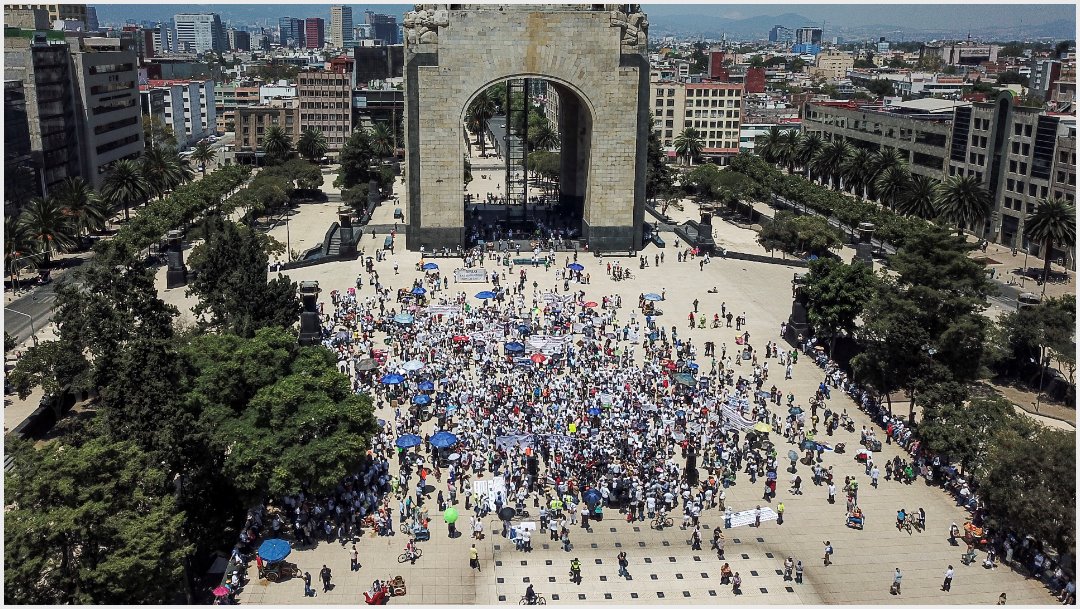 Imagen: Cientos se manifestaron contra el Gobierno en el Monumento a la Revolución, 15 de septiembre de 2019 ( ISAAC ESQUIVEL /CUARTOSCURO.COM)