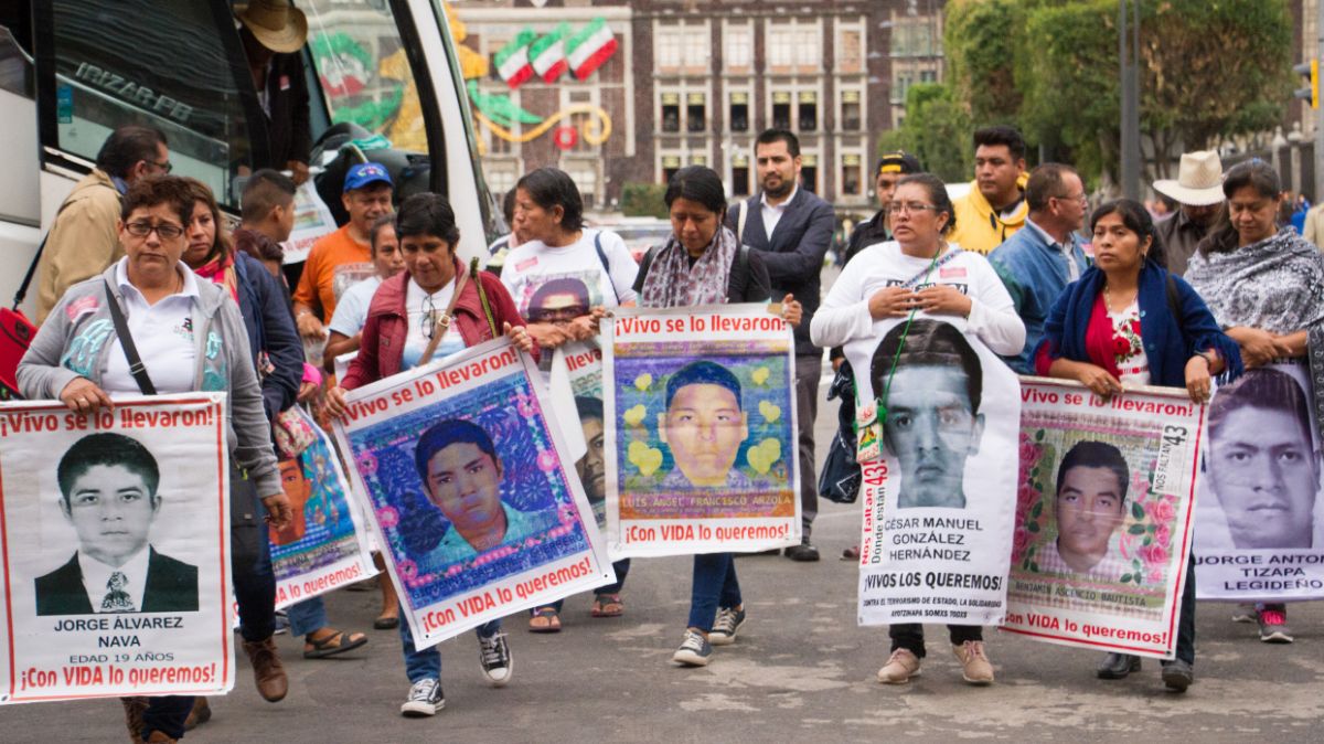 Abrirán nueva investigación sobre caso Ayotzinapa