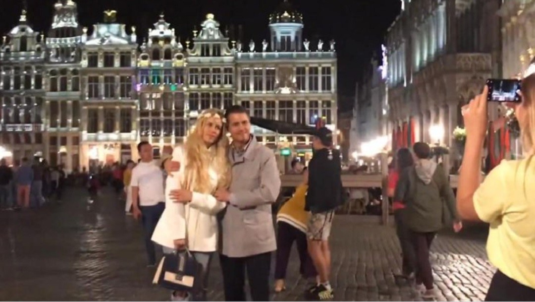Video Peña Nieto y Tania Ruiz enomardos toman fotos Bruselas – Noticieros  Televisa