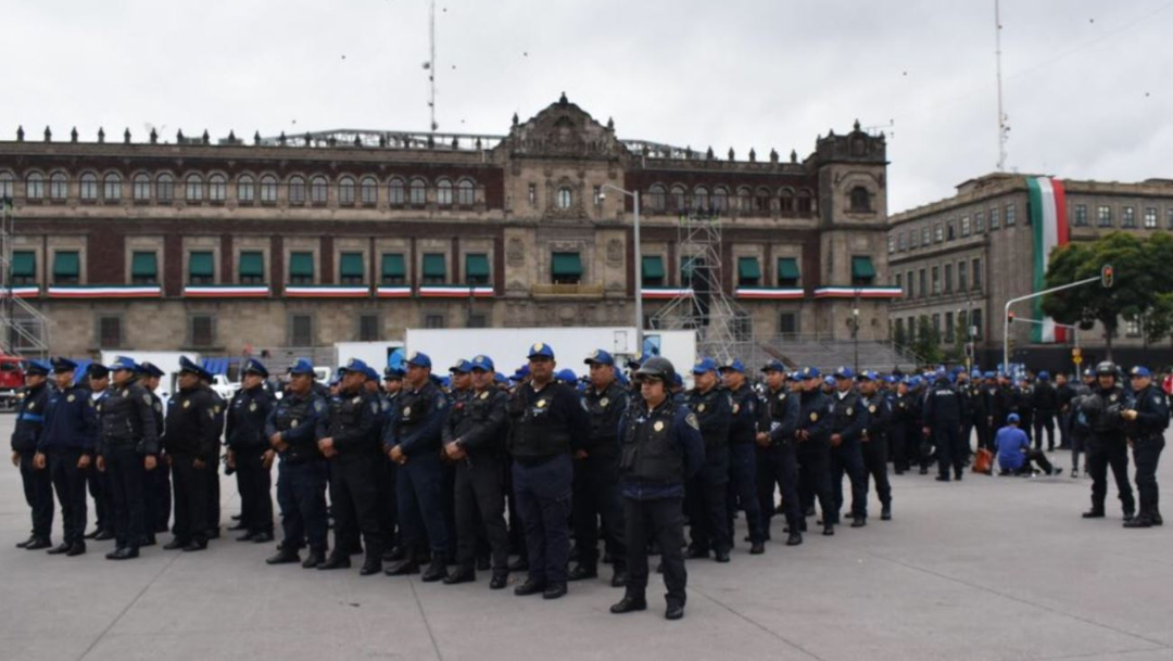 Foto: Policías capitalinos en el Centro Histórico, 15 septiembre 2019