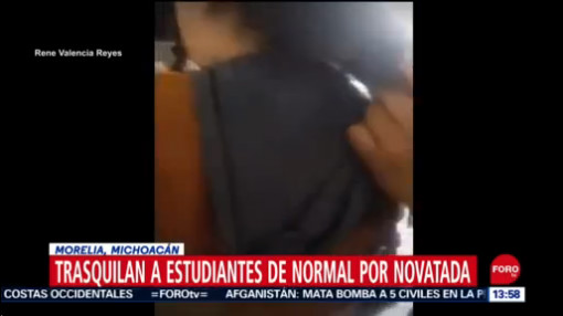 FOTO: Rapan a estudiantes durante novatada de Escuela Normal en Michoacán, 16 septiembre 2019