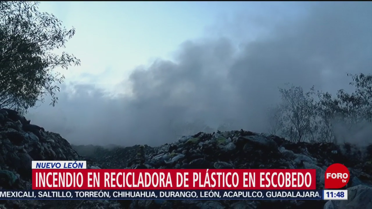 Se incendia recicladora de plástico en Escobedo, Nuevo León