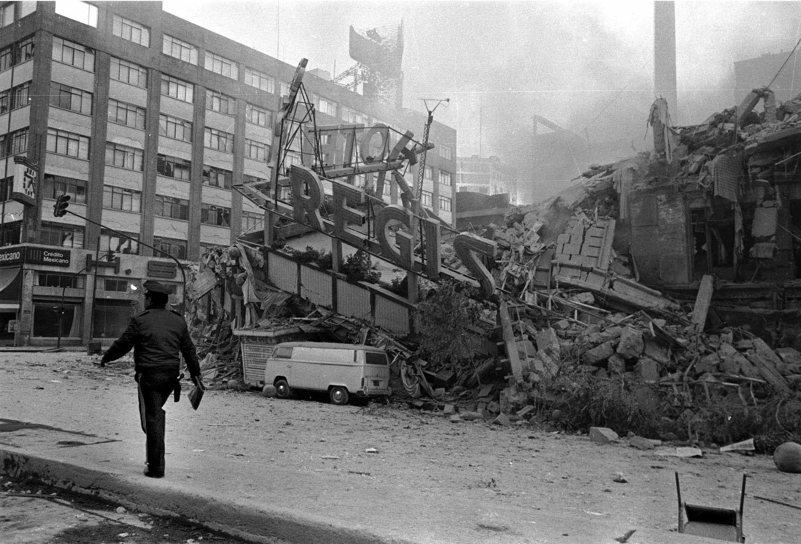 Entrevista Enrique Metinides sobre el terremoto de 1985