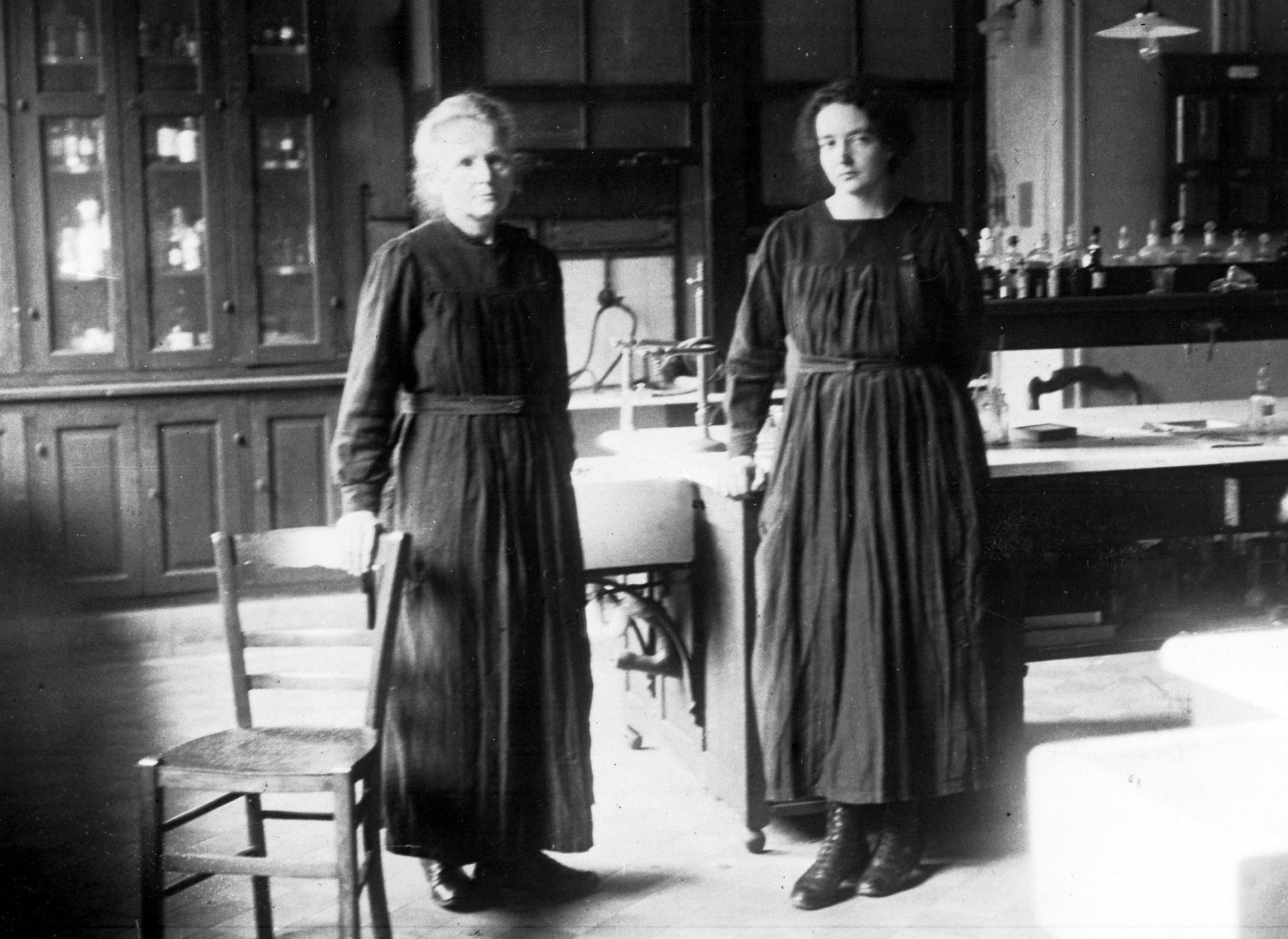 Marie Curie y su hija Irene. (AP, archivo)