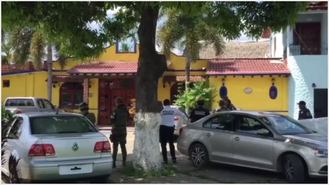 Foto: Un hombre fue asesinado al interior de restaurante en Tuxtepec, 5 de octubre de 2019 (Noticieros Televisa)