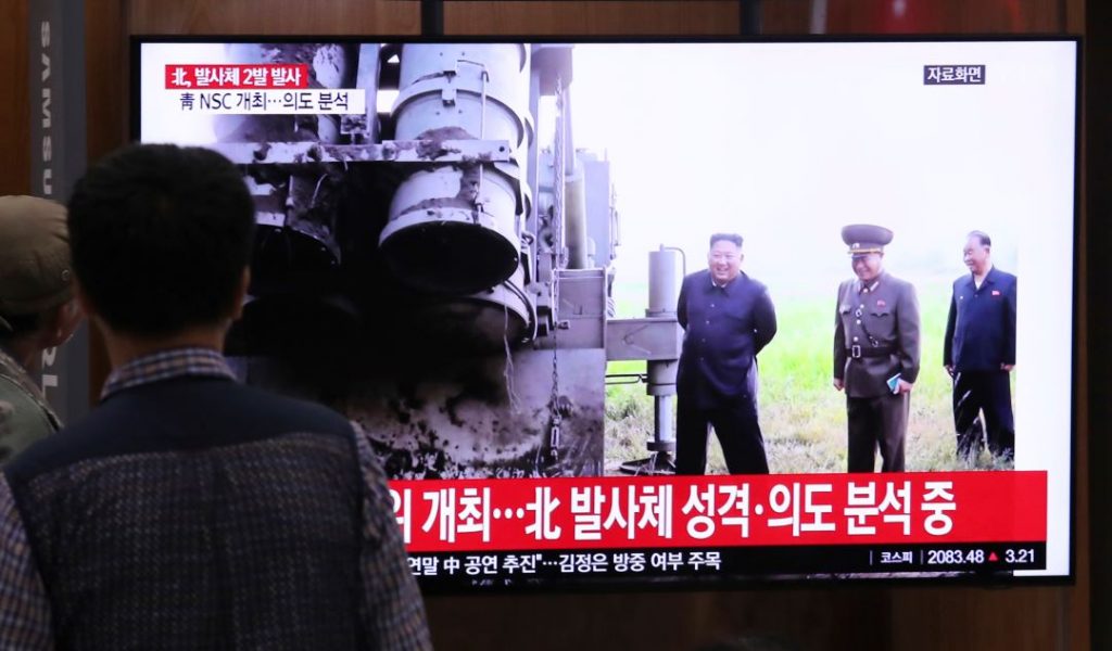 FOTO Corea del Norte dispara dos proyectiles no identificados
