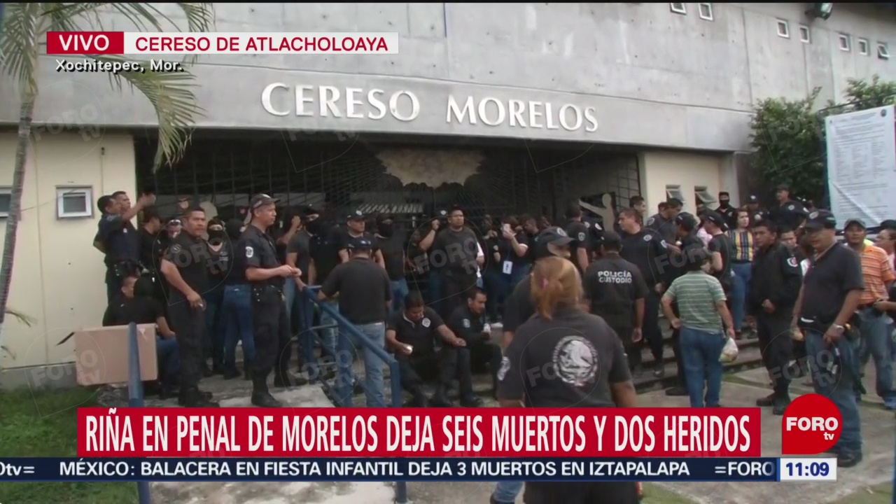 Custodios protestan en puerta del penal de Morelos