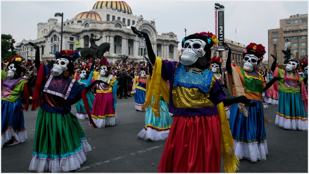 Foto: El Palacio de Bellas Artes fue testigo del Desfile Internacional del Día de Muertos, 27 de octubre de 2019(GALO CAÑAS /CUARTOSCURO.COM)