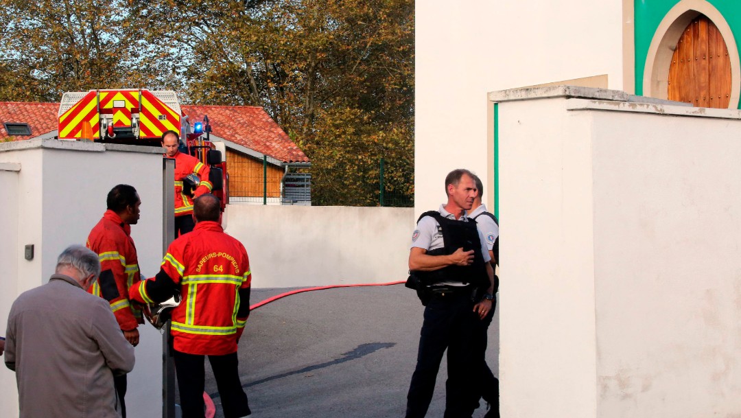 Foto: Al menos dos heridos en tiroteo frente a mezquita en Francia, 28 de octubre de 2019, Francia