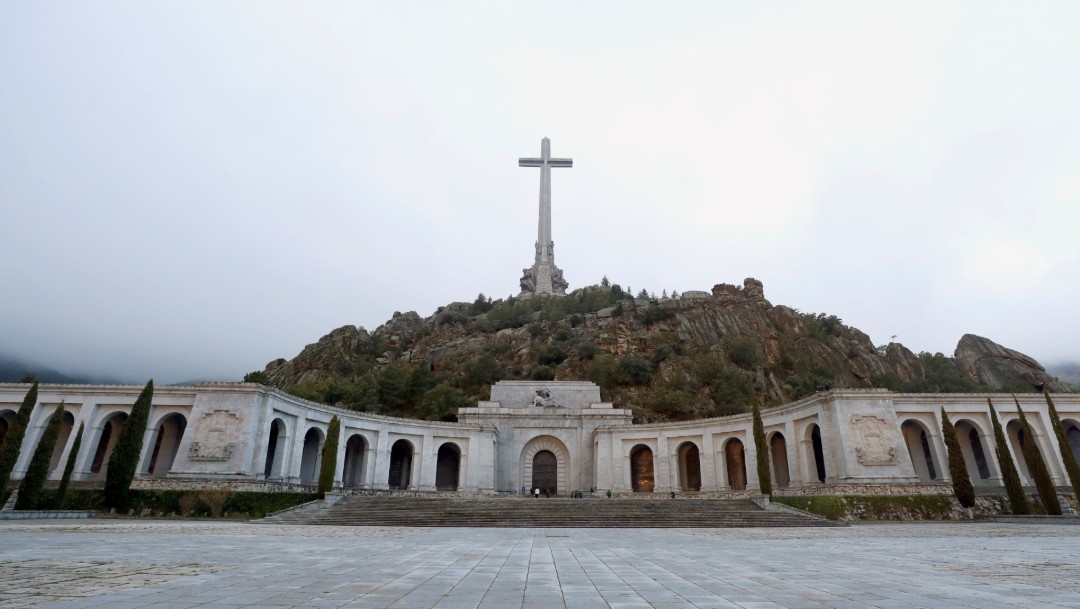 Foto Momento histórico España con exhumación Francisco Franco