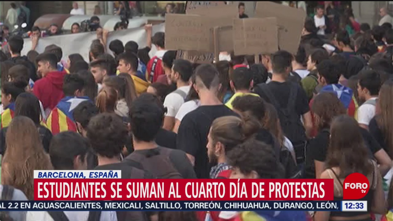 Estudiantes se unen a cuarto día de protestas en Cataluña