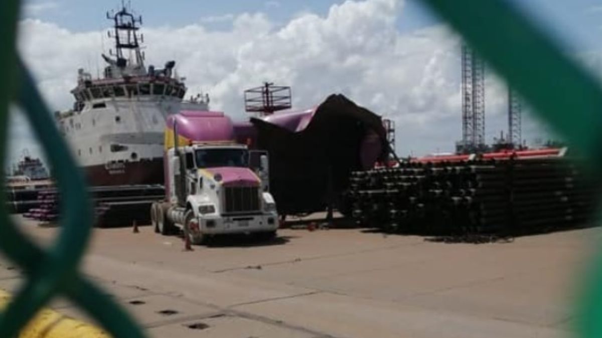 Explosión en terminal marítima de Dos Bocas deja un muerto