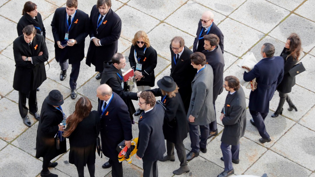 Foto Familia y Gobierno entran a basílica para exhumar a Franco