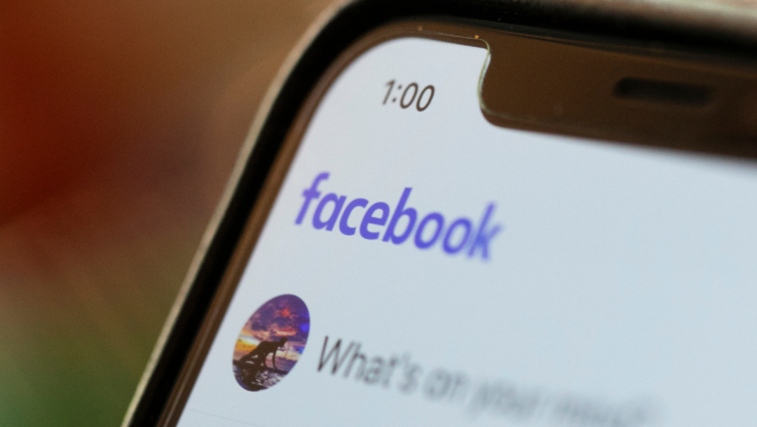FBI advierte que Facebook podría ser plataforma de pornografía infantil