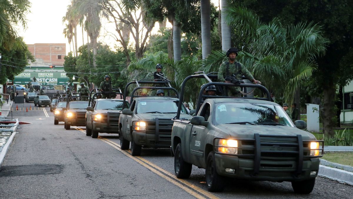 Foto: Militares patrullan las calles de Culiacán, Sinaloa. Reuters