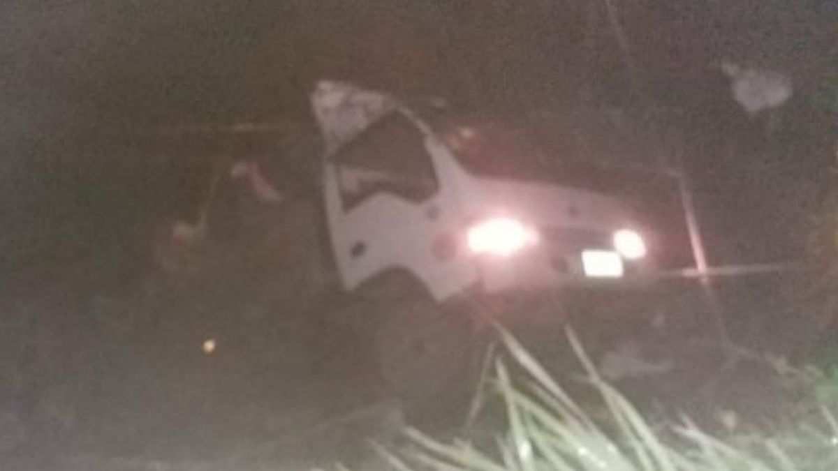 Foto: El camión cayó cerca del poblado Conner, en la provincia de Apayao, Filipinas