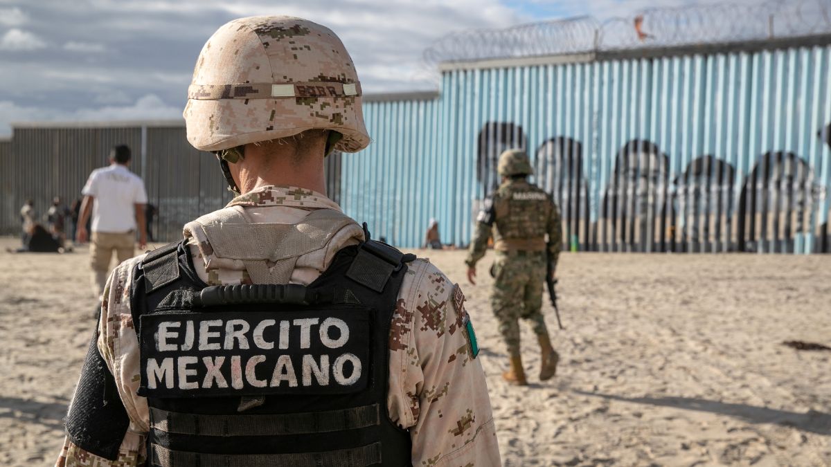 Estados Unidos pide a México 'hacer más' en migración
