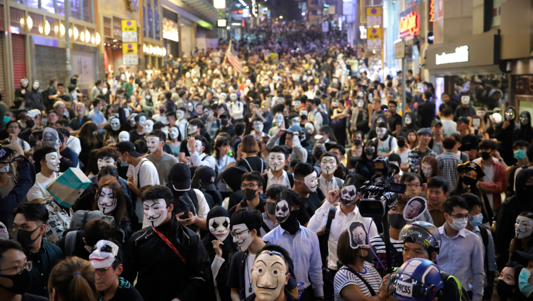 FOTO Aprovechan Halloween para marchar con máscaras en Hong Kong AP Hong Kong 31 octubre 2019