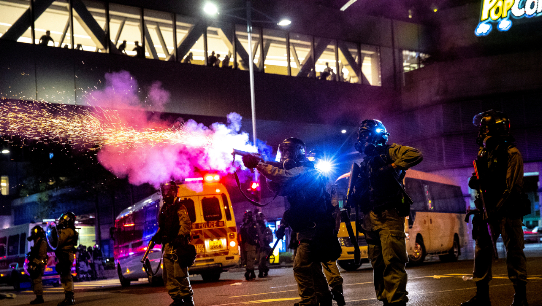 Foto: Algunos manifestantes han optado por tácticas más radicales que la protesta pacífica y los enfrentamientos violentos con la Policía son habituales, 7 de octubre de 2019 (Reuters)