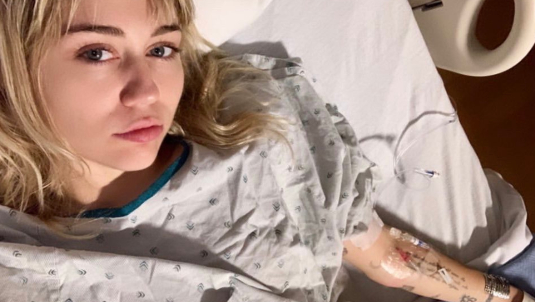 Foto: Miley Cyrus compartió con sus más de 100 millones de seguidores imágenes de su estancia en el hospital 9 de octubre de 2019 (Twitter @MileyCyrus)