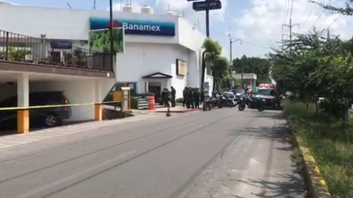 Matan a hombre en oficinas de Condusef en Cuernavaca.
