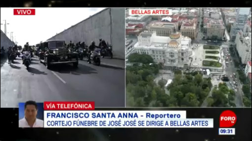 Motocicletas de la Policía capitalina vigilan cortejo fúnebre de José José