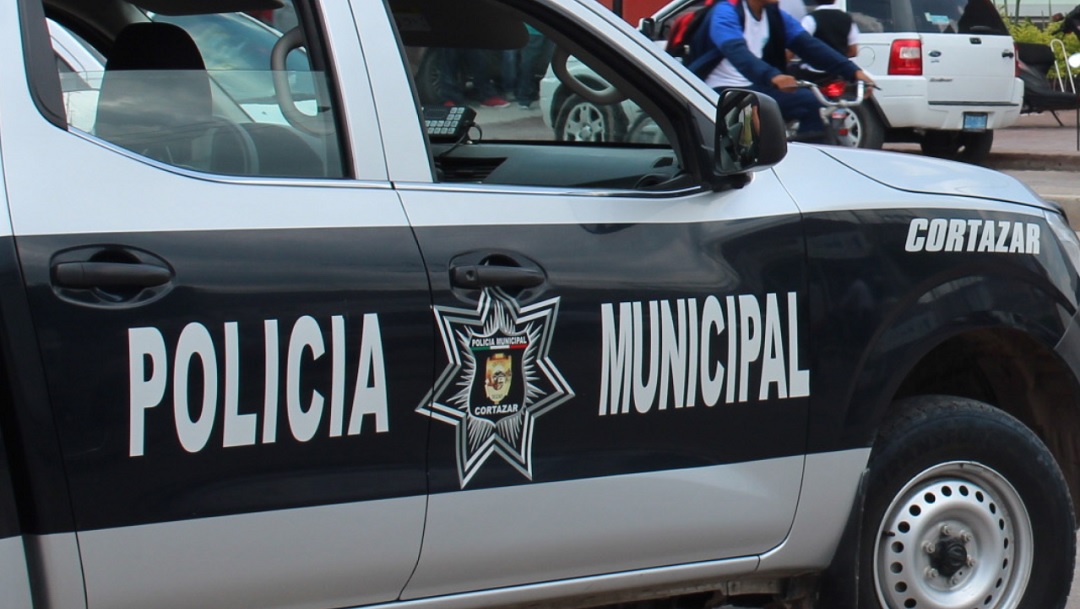 Policías de Cortázar involucrados en secuestro serían familiares de Hugo Estefanía Monroy