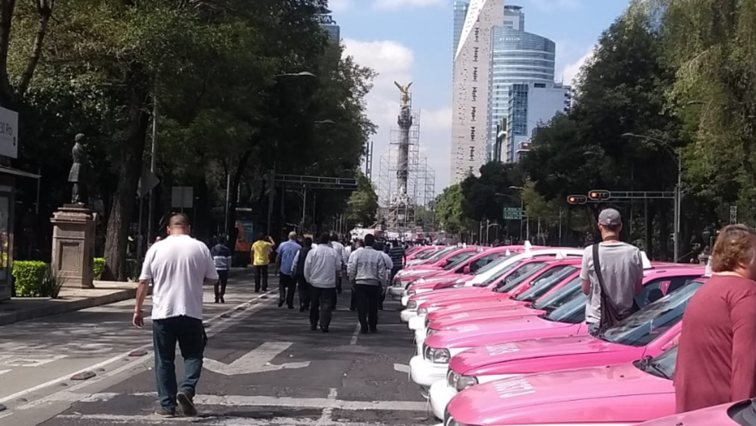 Foto: Ángel Morales recordó que estas afectaciones por el ingreso de empresas transnacionales a México empezaron hace cinco años y afectan a 700 mil taxistas a nivel nacional, 7 de octubre de 2019 (S. Servín)