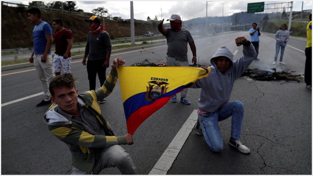 Foto: Autoridades de Ecuador declararon el toque de queda tras los sucesos violentos, 12 de octubre de 2019 (EFE)